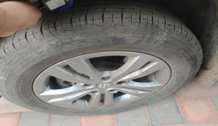 2016 Maruti Vitara Brezza ZDI PLUS, Diesel, Manual, 72,554 km, tyre