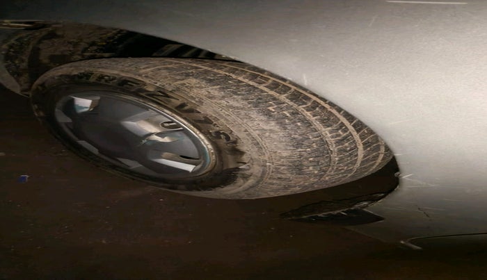 2010 Maruti Wagon R 1.0 LXI, Petrol, Manual, 67,254 km, tyre