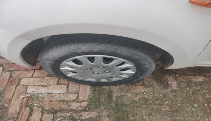 2011 Hyundai i20 MAGNA 1.2, Petrol, Manual, 23,904 km, tyre