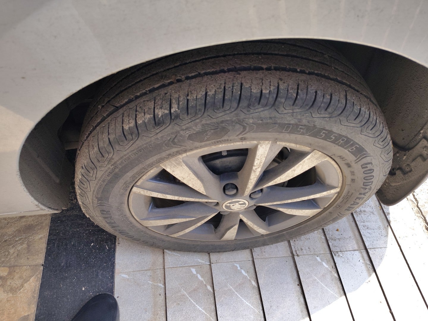 Tyres