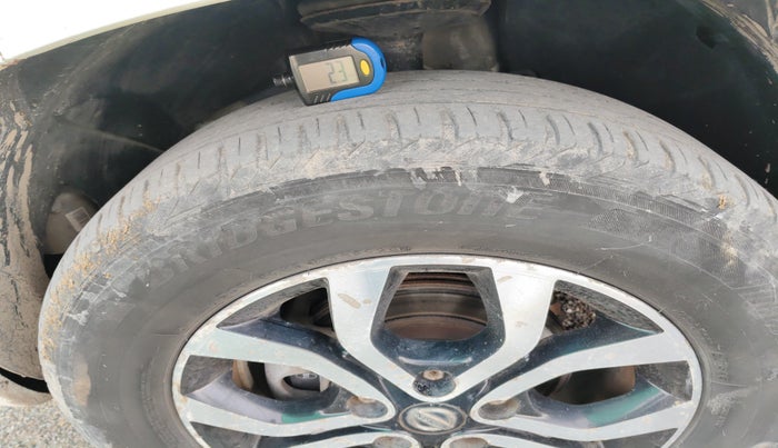 2014 Nissan Terrano XL (D), Diesel, Manual, 1,12,647 km, tyre