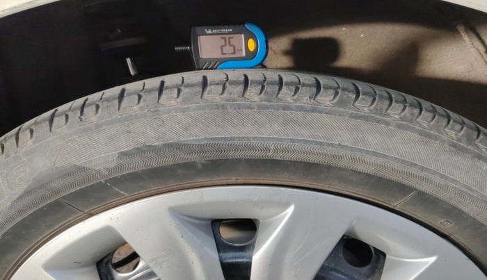 2018 Hyundai Verna 1.6 EX CRDI, Diesel, Manual, 1,33,975 km, tyre