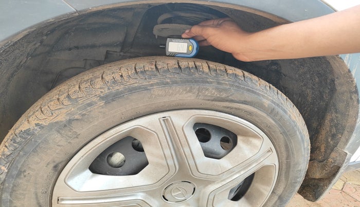 2023 Tata NEXON XM PETROL, Petrol, Manual, 11,337 km, tyre