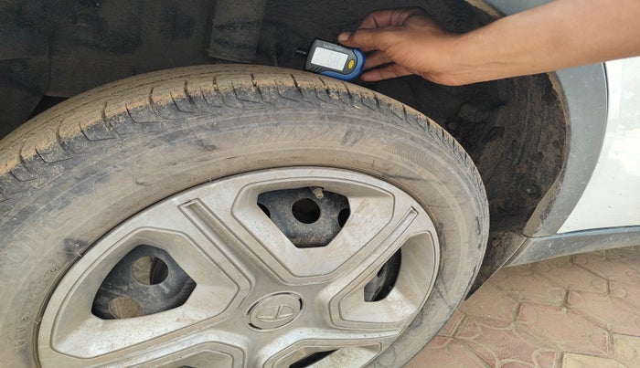 2023 Tata NEXON XM PETROL, Petrol, Manual, 11,337 km, tyre