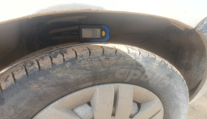 2011 Maruti Alto LXI, Petrol, Manual, 82,763 km, tyre