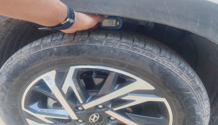 2025 Hyundai Creta SX TECH 1.5 PETROL, Petrol, Manual, 5,319 km, tyre