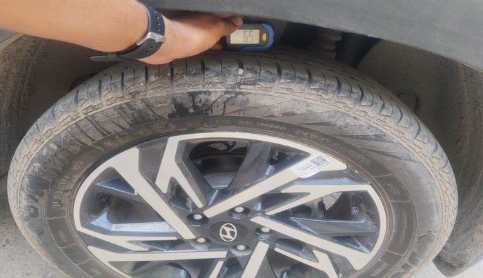 2025 Hyundai Creta SX TECH 1.5 PETROL, Petrol, Manual, 5,319 km, tyre