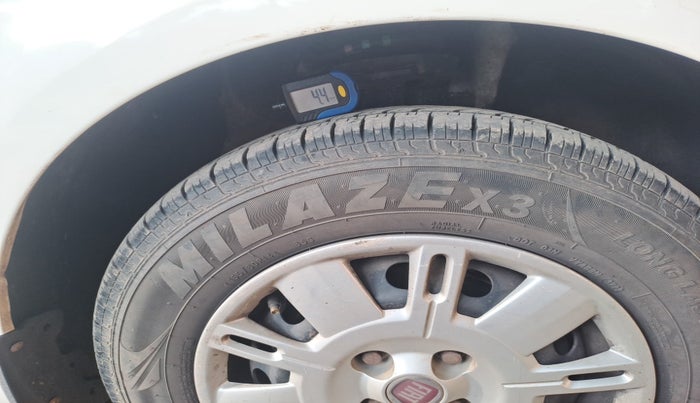 2011 Fiat Grand Punto ACTIVE 1.3, Diesel, Manual, 74,546 km, tyre