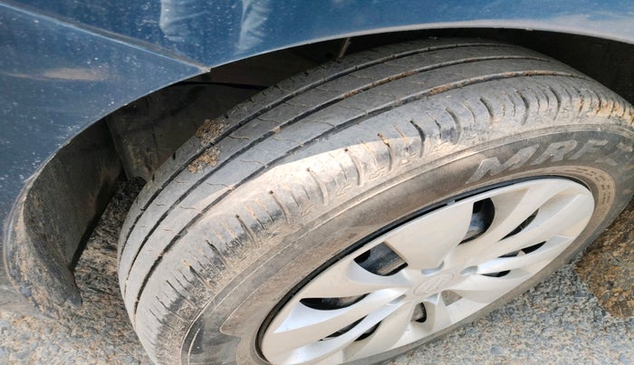 2016 Maruti Baleno DELTA CVT PETROL 1.2, Petrol, Automatic, 35,834 km, tyre