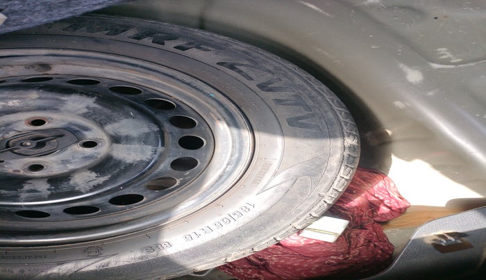 2017 Maruti Baleno DELTA DIESEL 1.3, Diesel, Manual, 1,36,000 km, tyre