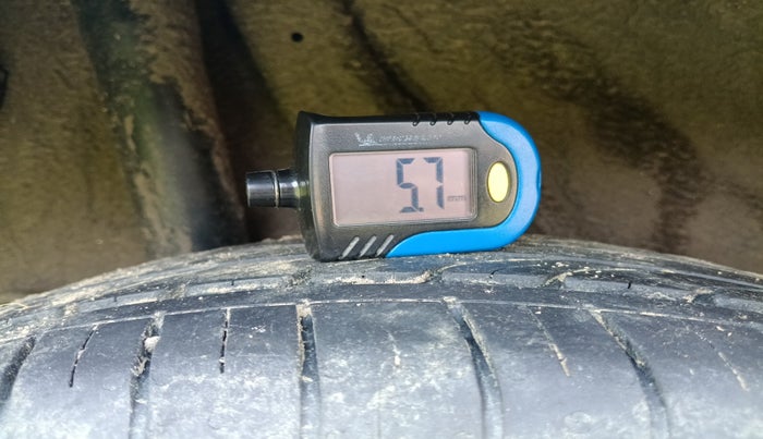 2023 Hyundai VENUE SX 1.2 PETROL, Petrol, Manual, 21,227 km, tyre