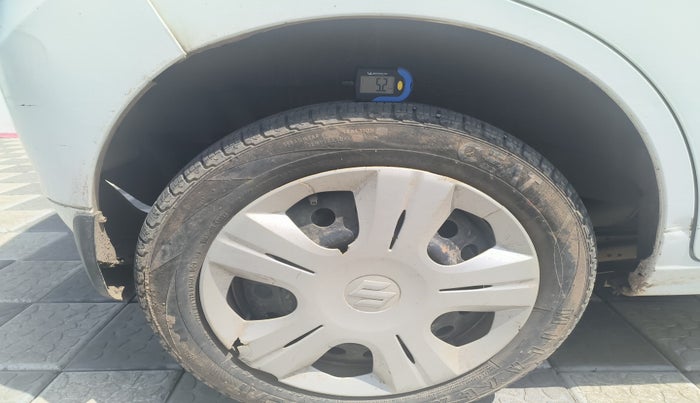 2017 Maruti Wagon R 1.0 VXI AMT, Petrol, Automatic, 1,11,735 km, tyre