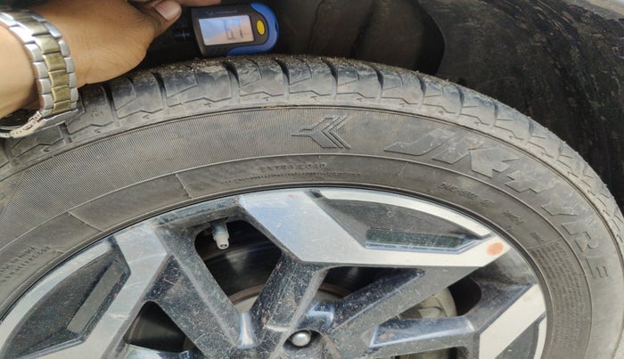 2023 KIA SELTOS  HTX PLUS 1.5 TURBO PETROL DCT, Petrol, Automatic, 2,155 km, tyre