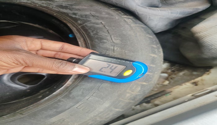 2014 Maruti Alto K10 VXI, Petrol, Manual, 82,282 km, tyre