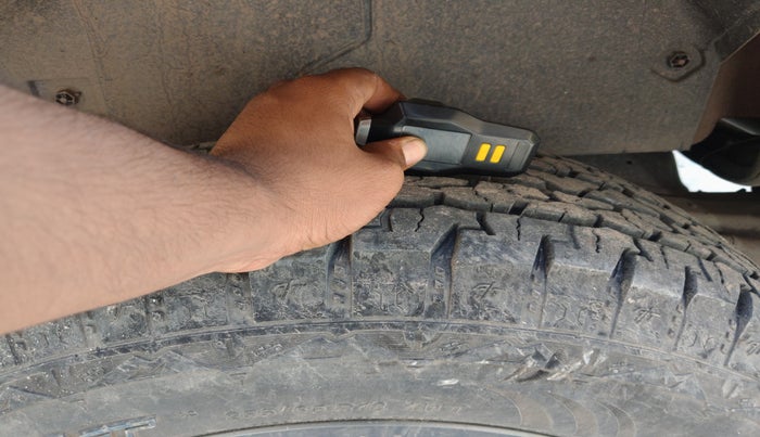 2023 Mahindra Thar LX HT PETROL 4WD MT, Petrol, Manual, 18,698 km, tyre