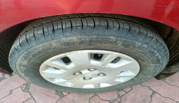 2012 Hyundai i20 MAGNA 1.2, Petrol, Manual, 96,668 km, tyre