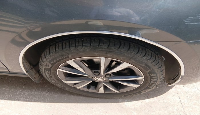 2023 Skoda SLAVIA STYLE 1.0L TSI AT, Petrol, Automatic, 55,804 km, tyre