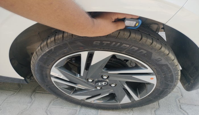 2023 Hyundai NEW I20 SPORTZ 1.2 MT, Petrol, Manual, 63,421 km, tyre