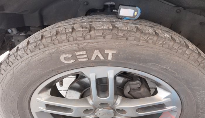 2022 Mahindra Thar LX HT PETROL 4WD MT, Petrol, Manual, 20,717 km, tyre