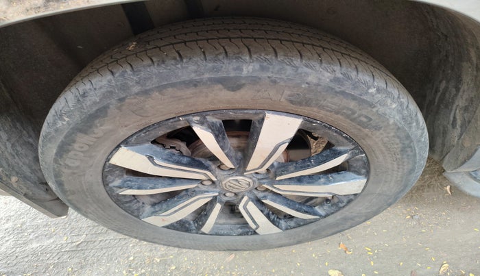 2020 MG HECTOR PLUS SHARP 1.5 PETROL TURBO DCT 6-STR, Petrol, Automatic, 73,618 km, tyre