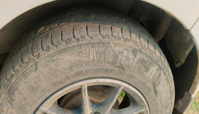 2016 Maruti Wagon R 1.0 LXI, Petrol, Manual, 1,78,399 km, tyre