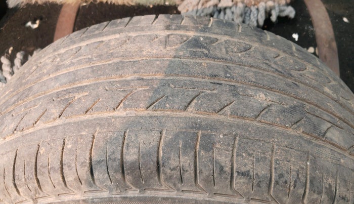 2016 Maruti Wagon R 1.0 LXI, Petrol, Manual, 1,78,399 km, tyre