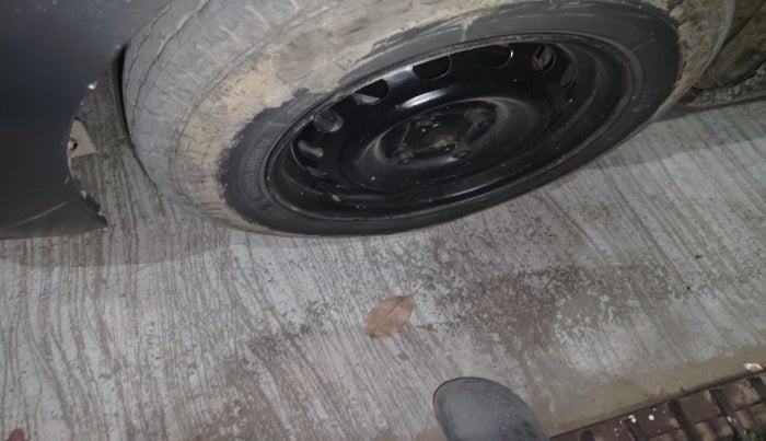 2013 Nissan Sunny XL DIESEL, Diesel, Manual, 97,844 km, tyre