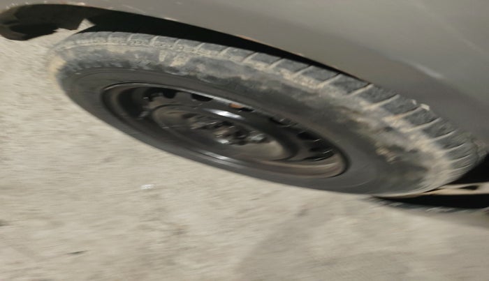 2013 Nissan Sunny XL DIESEL, Diesel, Manual, 97,844 km, tyre