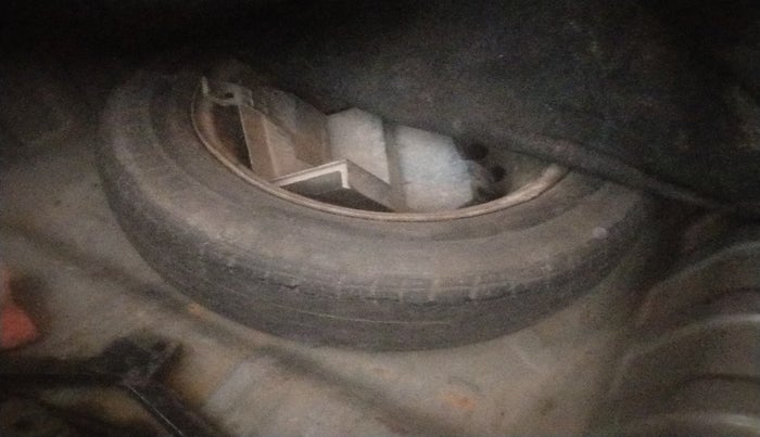 2012 Nissan Sunny XL DIESEL, Diesel, Manual, 1,92,009 km, tyre