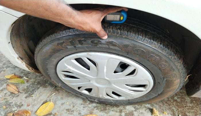 2015 Maruti Swift VDI ABS, Diesel, Manual, 1,43,706 km, tyre