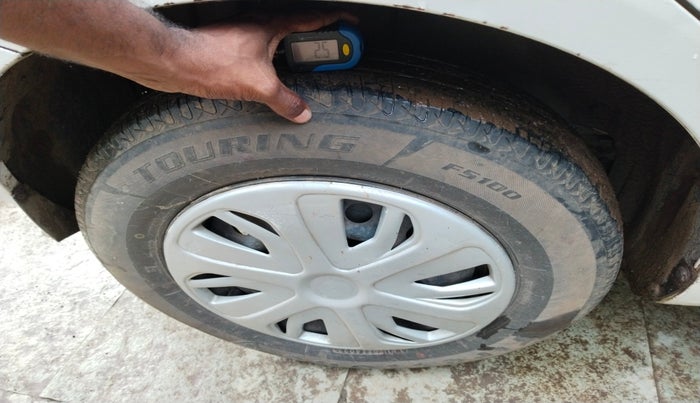 2015 Maruti Swift VDI ABS, Diesel, Manual, 1,43,706 km, tyre