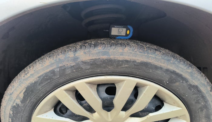 2010 Ford Fiesta ZXI 1.6 PETROL, Petrol, Manual, 99,999 km, tyre