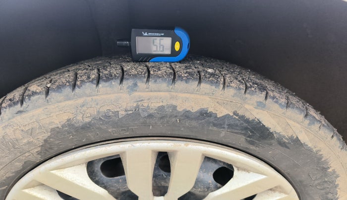 2010 Ford Fiesta ZXI 1.6 PETROL, Petrol, Manual, 99,999 km, tyre