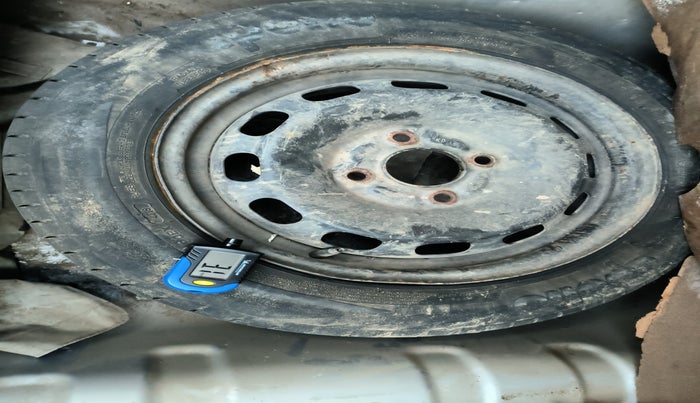 2010 Ford Fiesta ZXI 1.6 PETROL, Petrol, Manual, 99,999 km, tyre