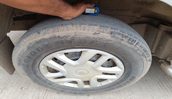 2013 Mahindra Scorpio LX BS-III, Diesel, Manual, 76,470 km, tyre