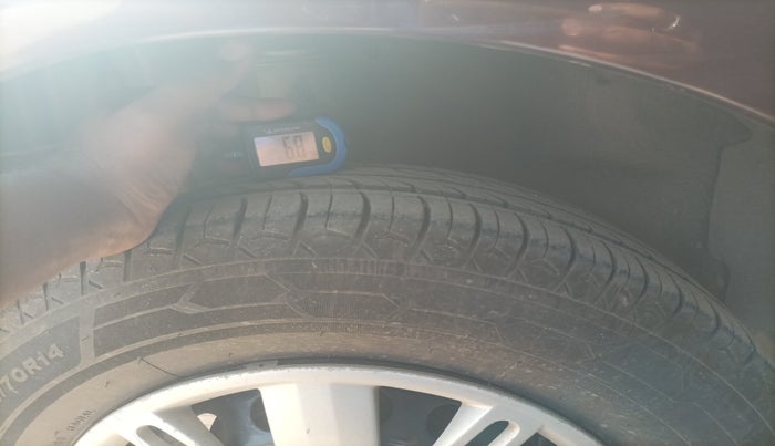 2013 Fiat Grand Punto ACTIVE 1.3, Diesel, Manual, 1,50,904 km, tyre