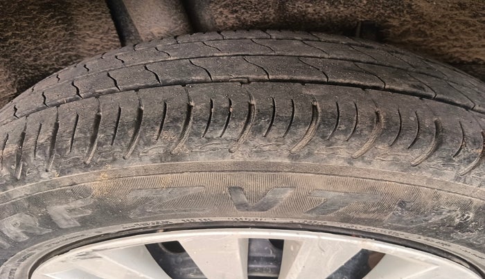 2020 Maruti Baleno DELTA PETROL 1.2, Petrol, Manual, 33,278 km, tyre