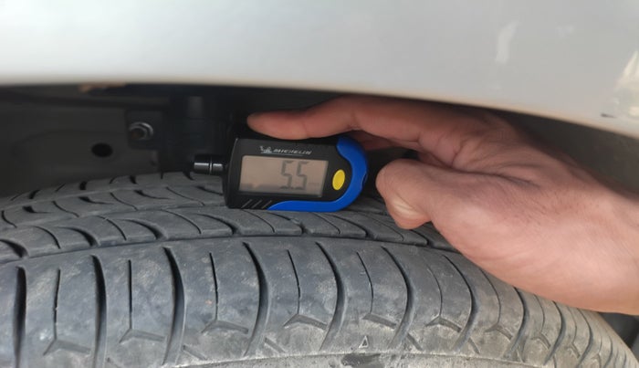 2013 Maruti Swift Dzire VXI, Petrol, Manual, 71,676 km, tyre