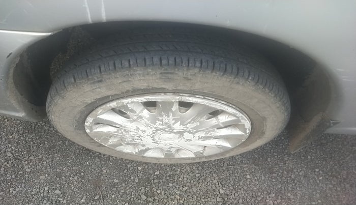 2013 Tata Indica EV2 LX, Diesel, Manual, 67,267 km, tyre