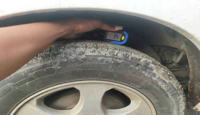 2016 Chevrolet Enjoy 1.3 LTZ 8 STR, Diesel, Manual, 1,44,241 km, tyre