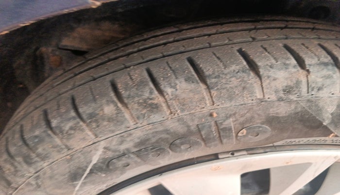 2022 Maruti Baleno DELTA PETROL 1.2, Petrol, Manual, 27,252 km, tyre