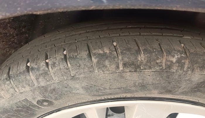 2022 Maruti Baleno DELTA PETROL 1.2, Petrol, Manual, 27,252 km, tyre