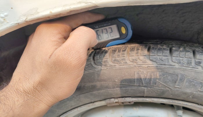 2013 Hyundai Santro Xing GL, Petrol, Manual, 1,11,078 km, tyre