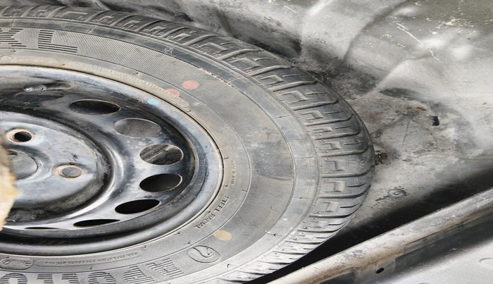 2019 Maruti Alto 800 VXI, Petrol, Manual, 41,546 km, tyre