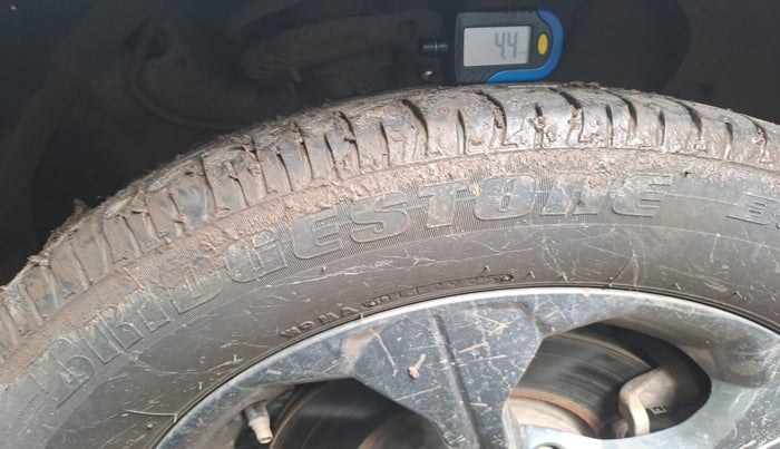 2022 KIA SELTOS HTK 1.5 PETROL, Petrol, Manual, 48,963 km, tyre