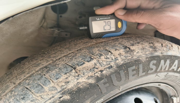 2021 Maruti Alto VXI, Petrol, Manual, 27,482 km, tyre