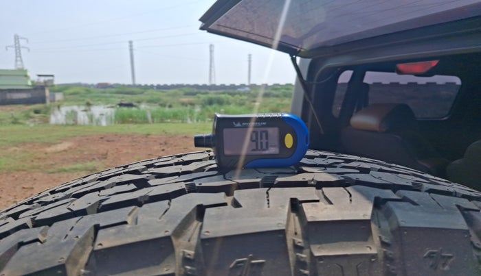 2022 Mahindra Thar LX D AT 4WD HT, Diesel, Automatic, 59,752 km, tyre