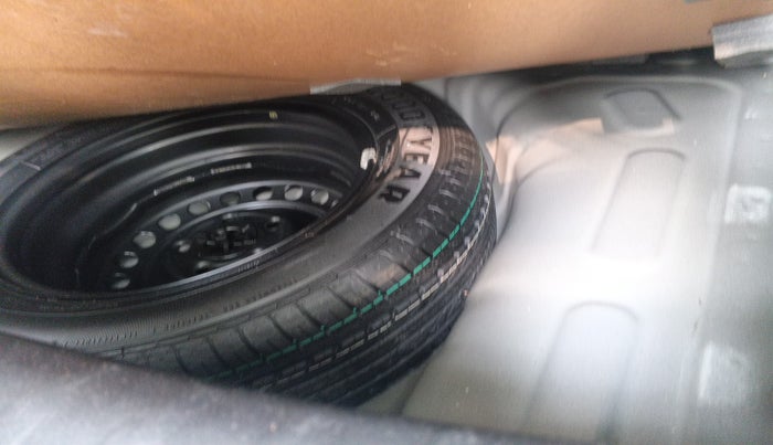 2023 KIA SONET HTK PLUS 1.0 IMT, Petrol, Manual, 53,079 km, tyre