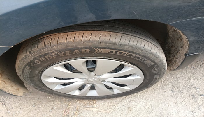 2015 Maruti Baleno DELTA PETROL 1.2, Petrol, Manual, 75,861 km, tyre