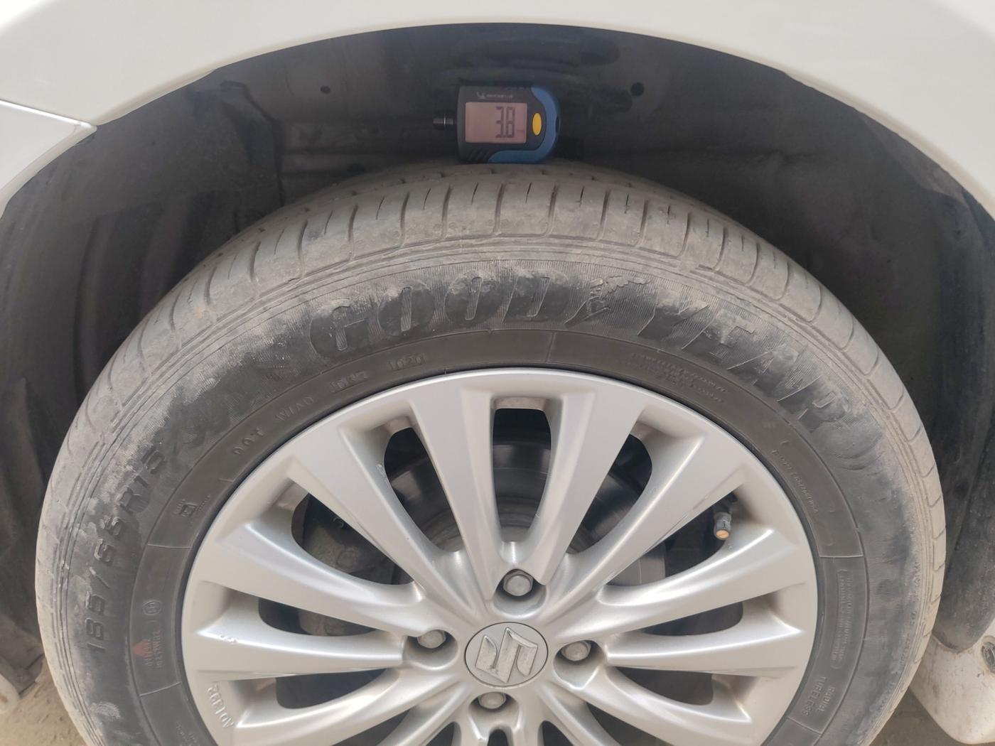 2020 Maruti Ciaz DELTA 1.5 SHVS MT PETROL, Petrol, Manual, 18,892 km, tyre